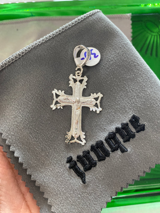 .925 Sterling Silver Filigree Cross Pendant
