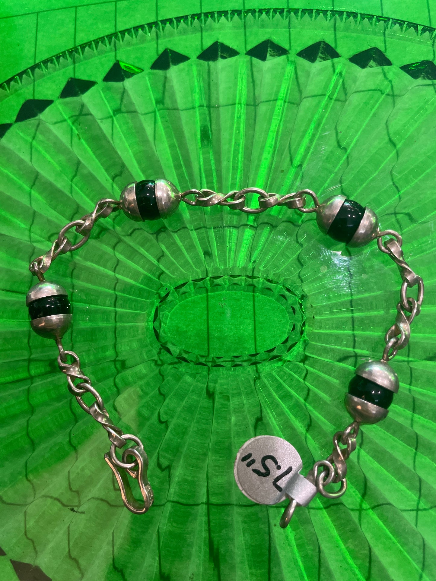 .925 sterling silver onyx bracelet 7.5”