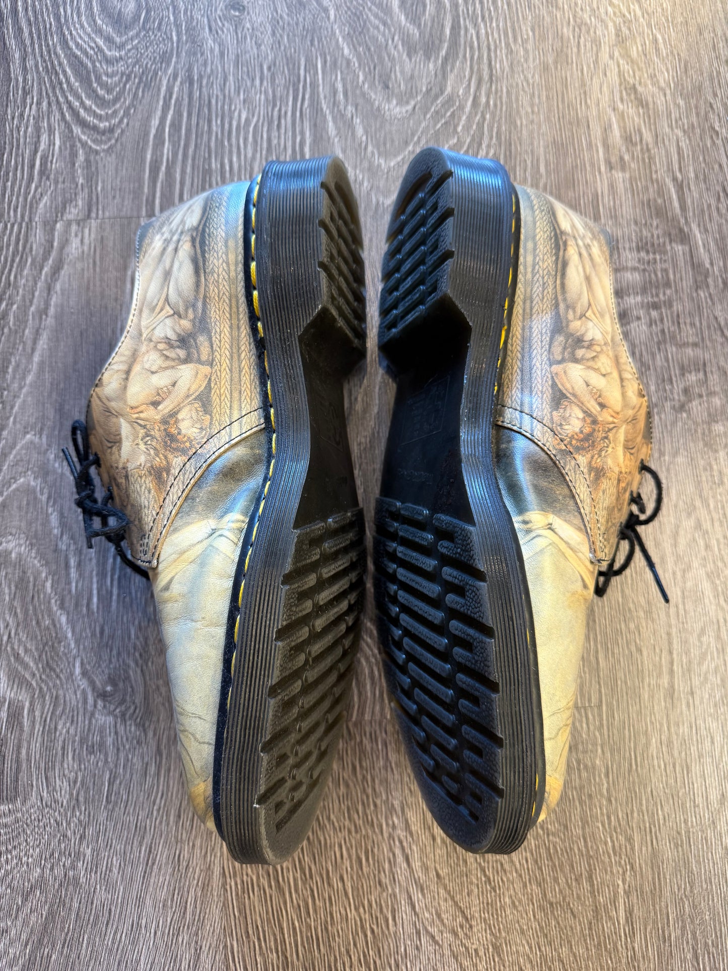 Dr. Martens 3-Eye Oxford Shoes – Renaissance Art Print Leather – Men’s Sz. 11