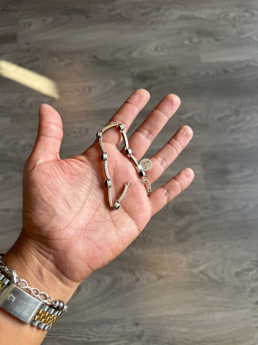 .925 Sterling silver onyx bracelet 8”