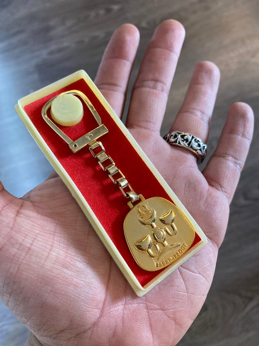 Vintage Novelty Gold Link Tone Libra Zodiac Keychain