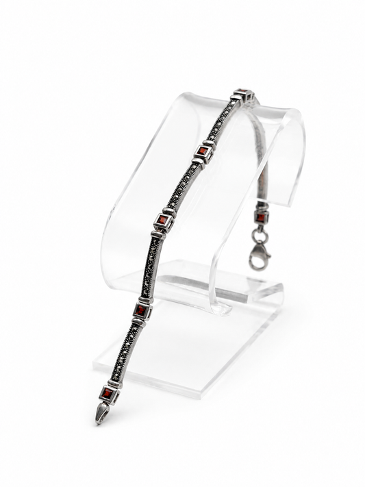 .925 Sterling Silver Marcasite & Red Garnet Link Bracelet Size 7.5in