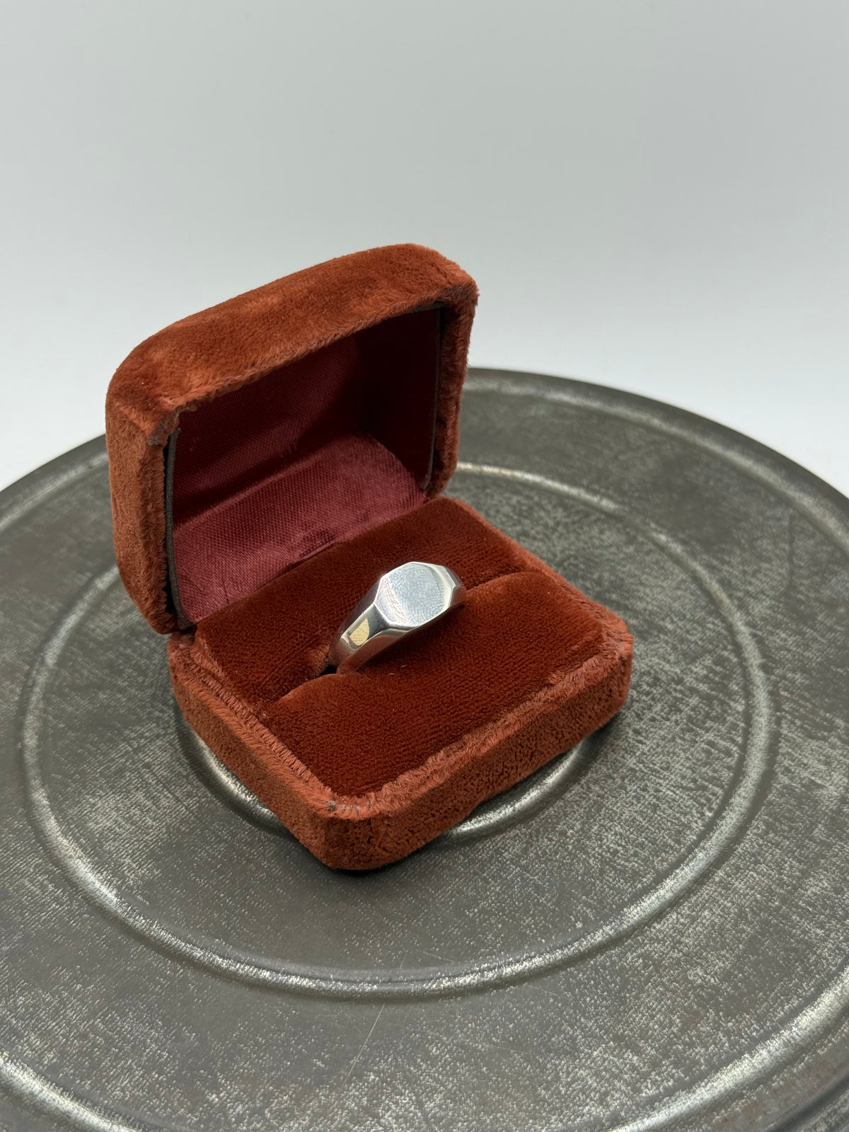 .925 Sterling Silver Blank Oval Signet Ring – Minimalist Classic Sz. 9