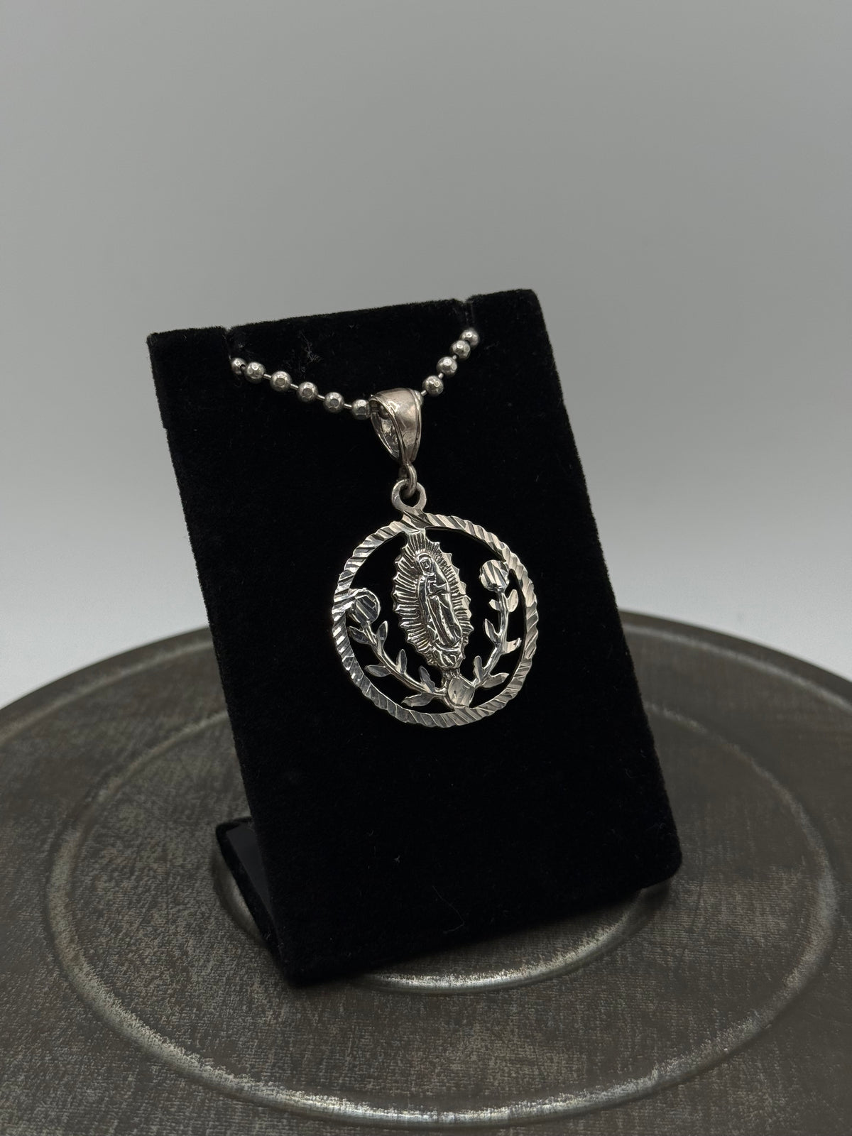 .925 Sterling Silver Round Virgin Mary Virgencita Pendant