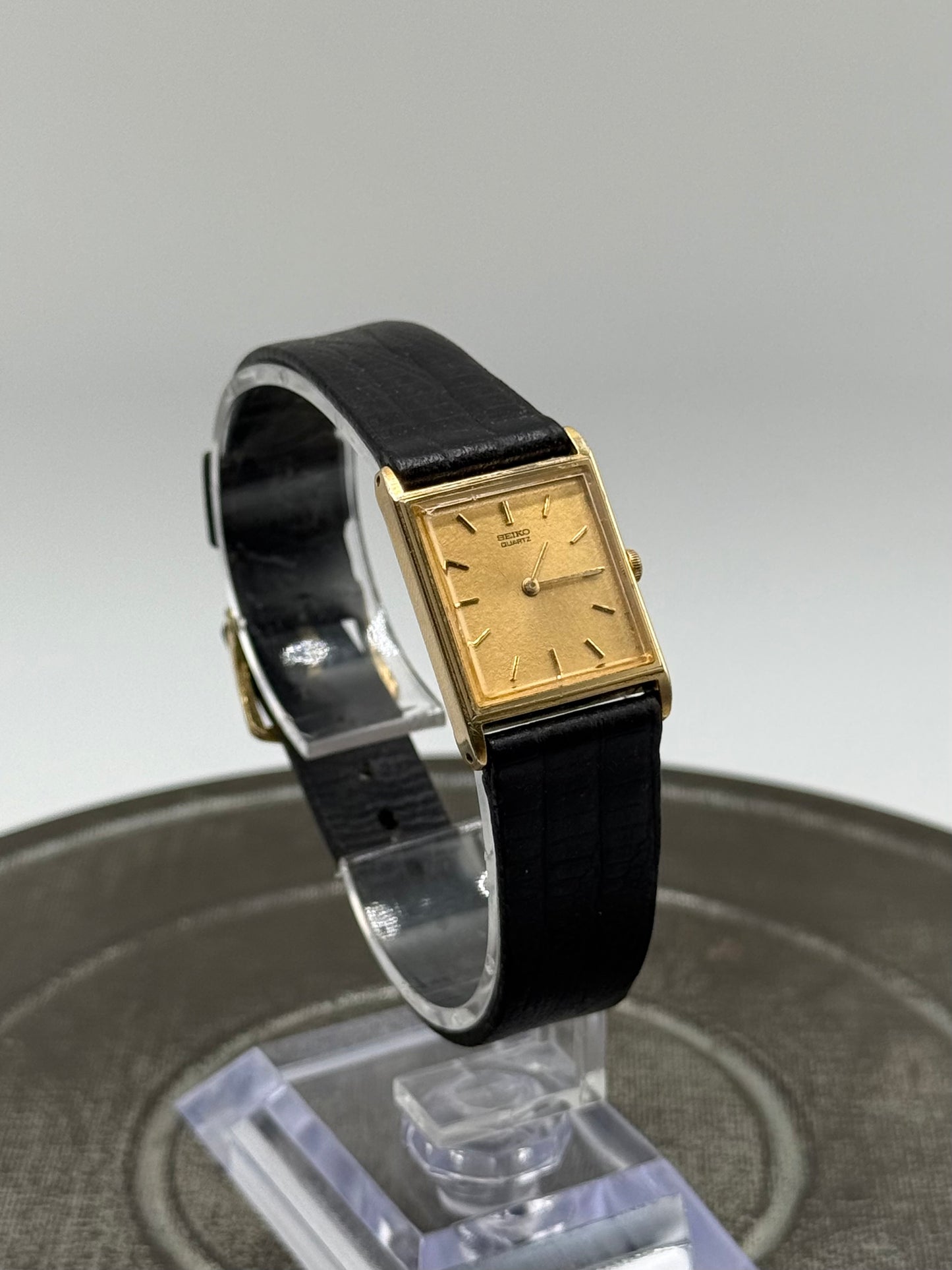 Vintage seiko tank
