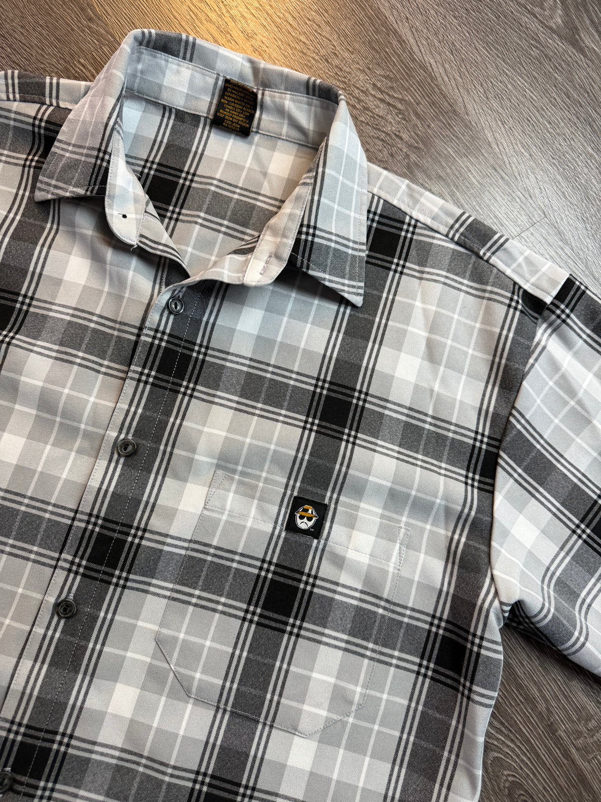 Lowrider Black and White Plaid Short Sleeve Button-Up Shirt Sz. Large