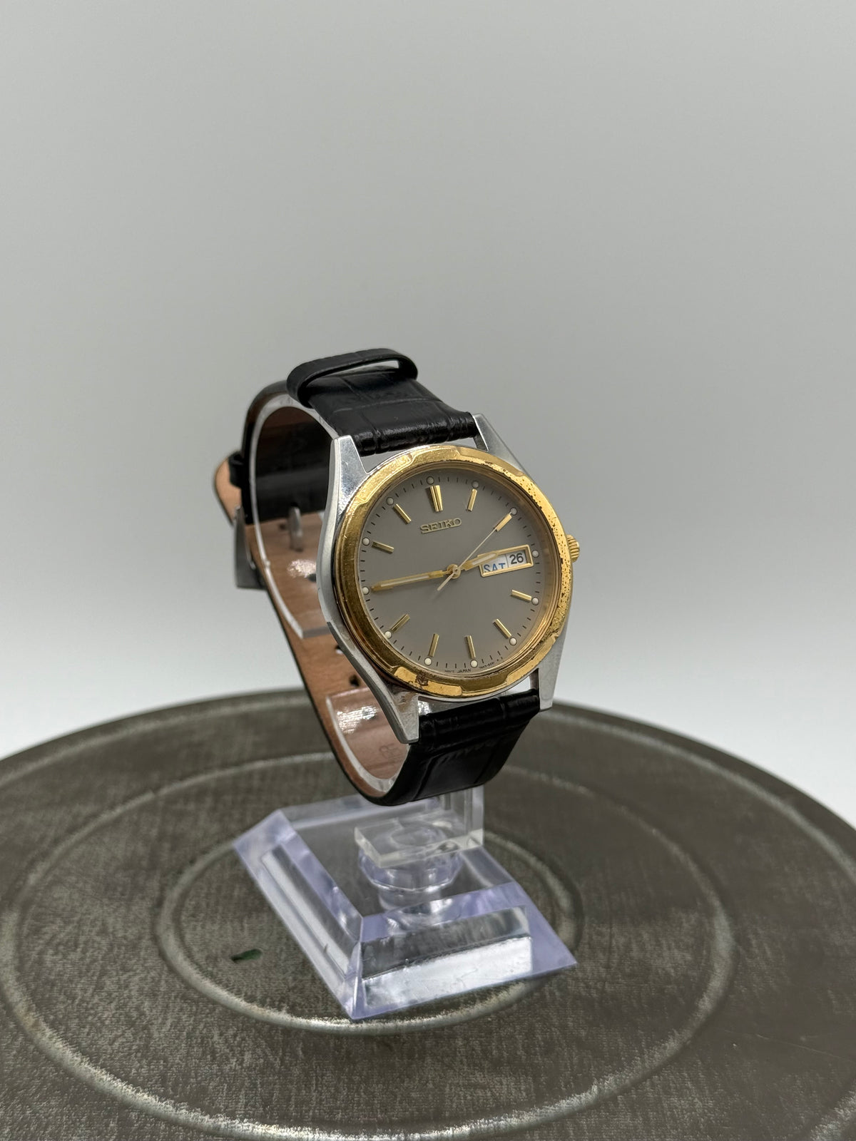 Vintage Seiko Two-Tone Day-Date Watch Gray Dial Black Leather Strap quartz