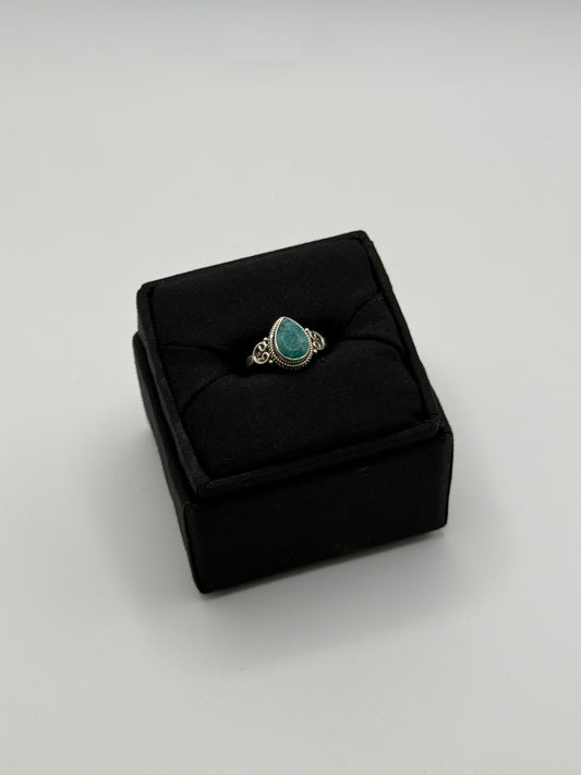.925 Sterling Silver Turquoise Teardrop Southwestern Style Ring Sz. 8