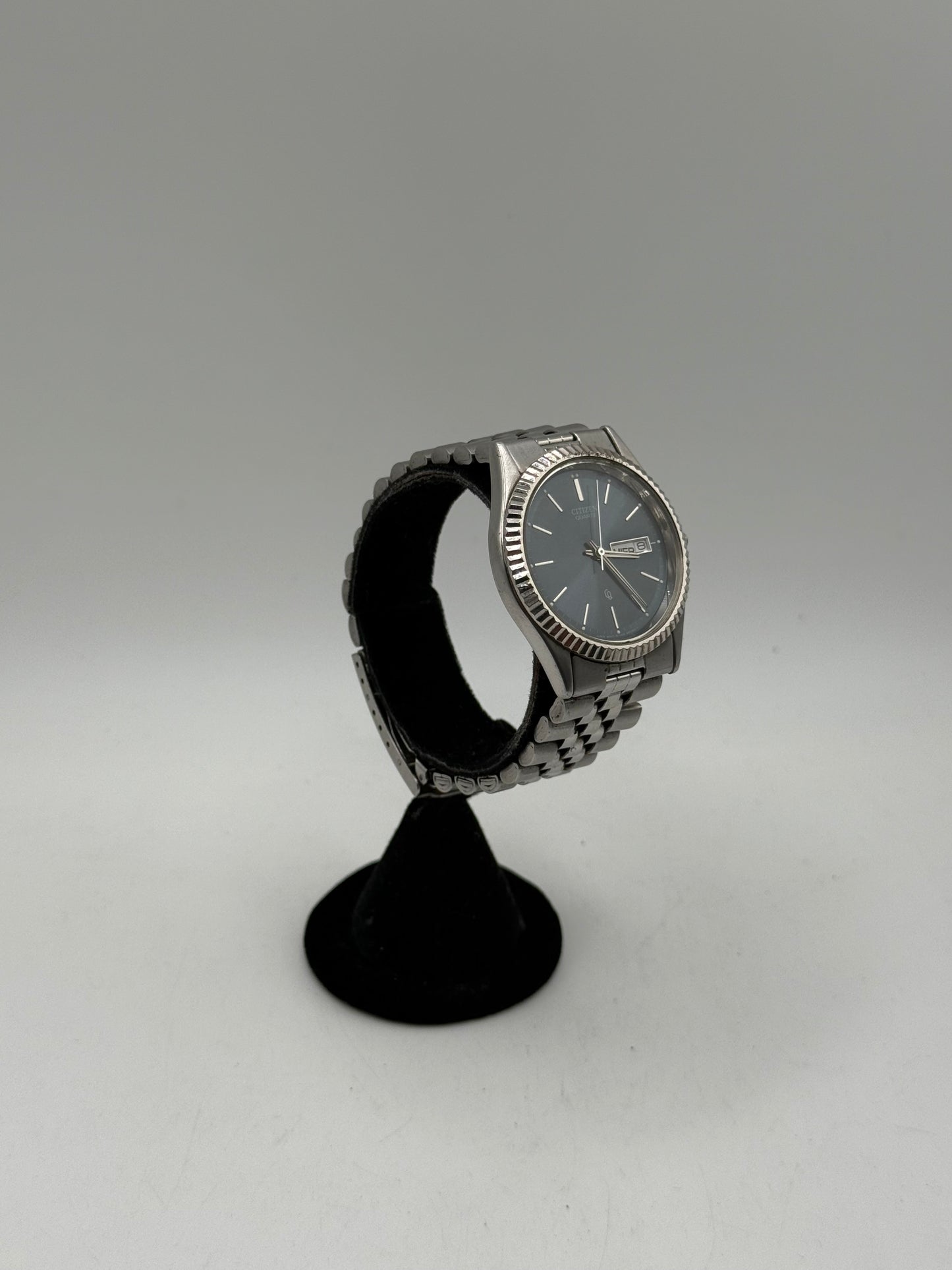 Citizens Day Date Blue Face Quartz Movement Watch
