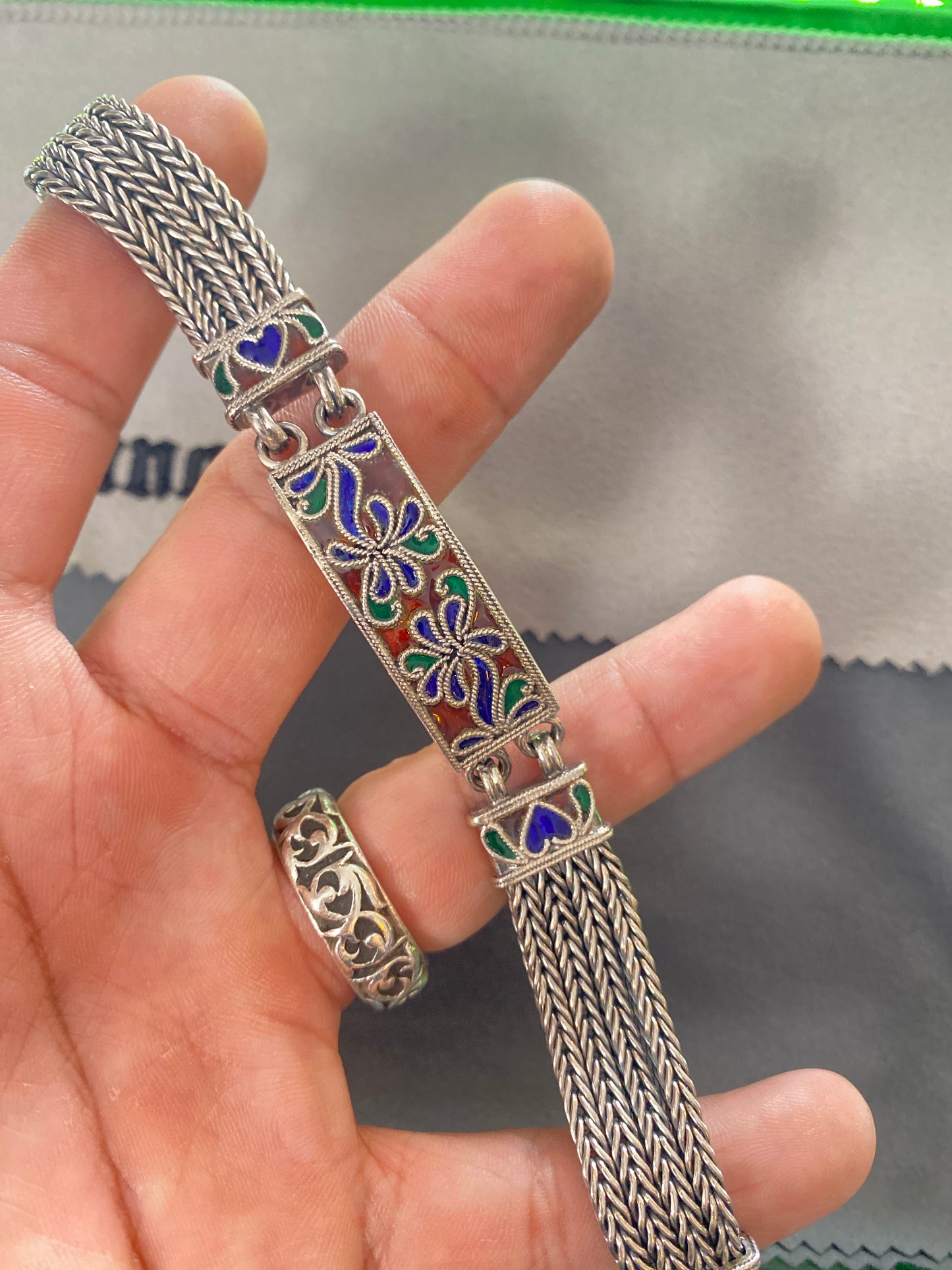 .925 Sterling Silver Saphire Emerald Weave Gemstone Heart Floral ID Bracelet Sz 8”