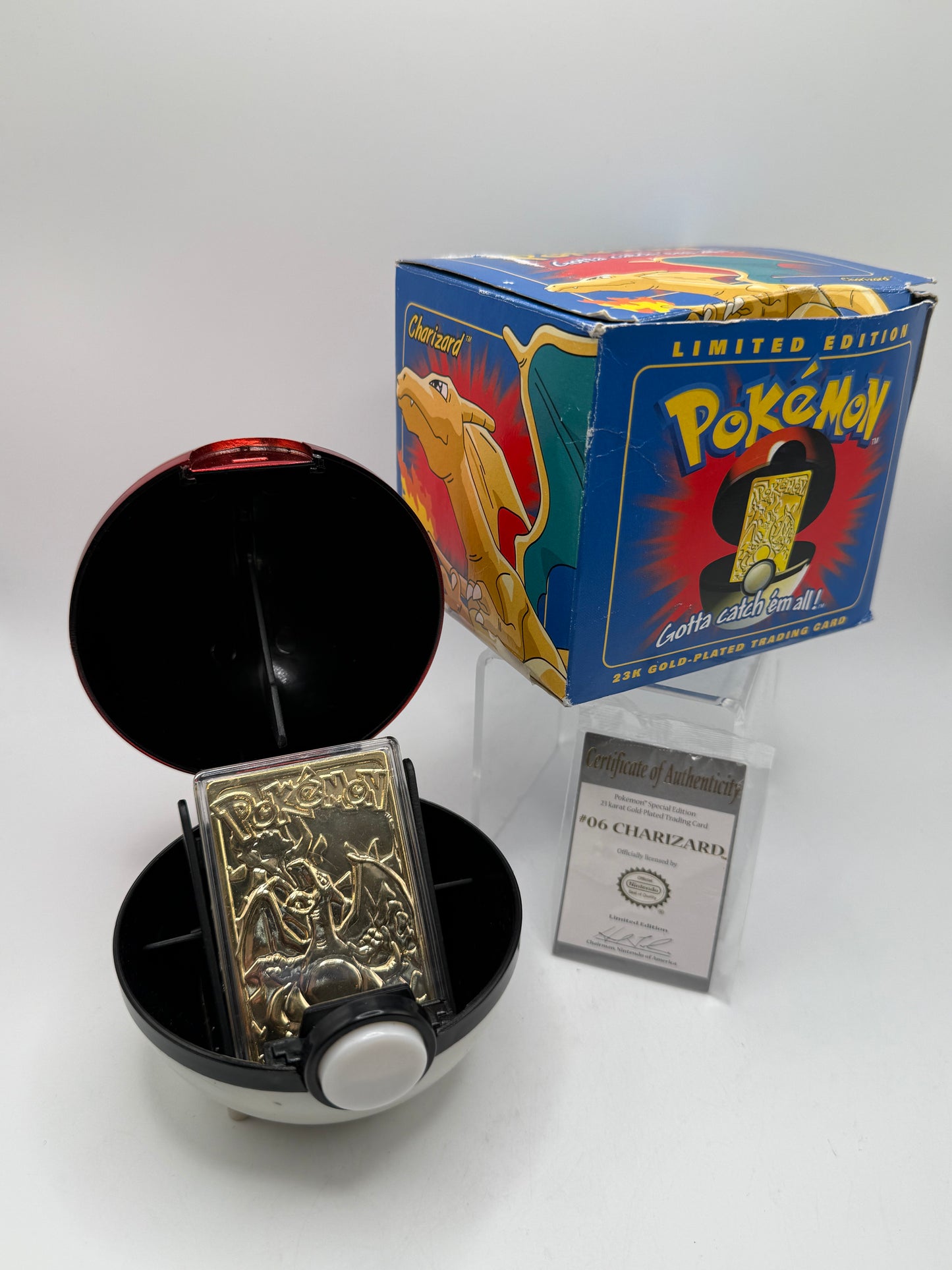 Pokemon Charizard Burger King 24k GOLD card