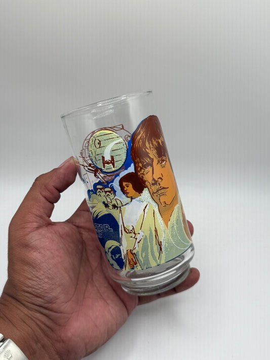 Vintage Luke and Princess Leah 1977 Glass Cup Burger King Collectors Edition