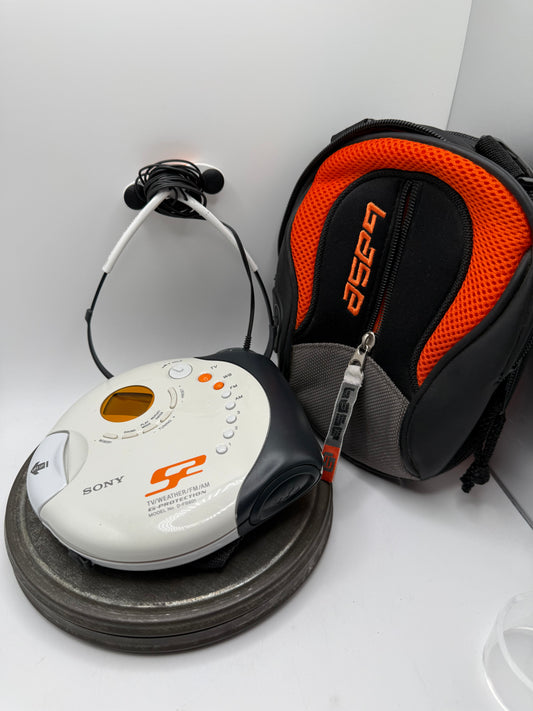 Sony Sports S2 D-FS601 CD Walkman Portable CD Player w/ Headphones & Case