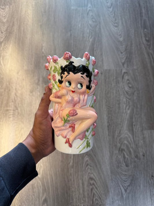 1990s Betty Boop flirty floral vase