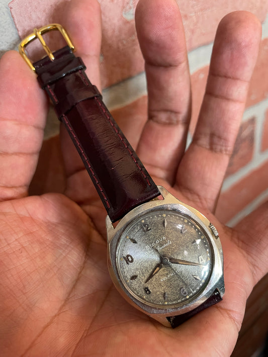 Vintage Bulova Automatic Leather Strap Watch