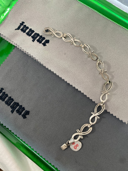 .925 Sterling Silver Infinity Loop Link Bracelet Sz 8”