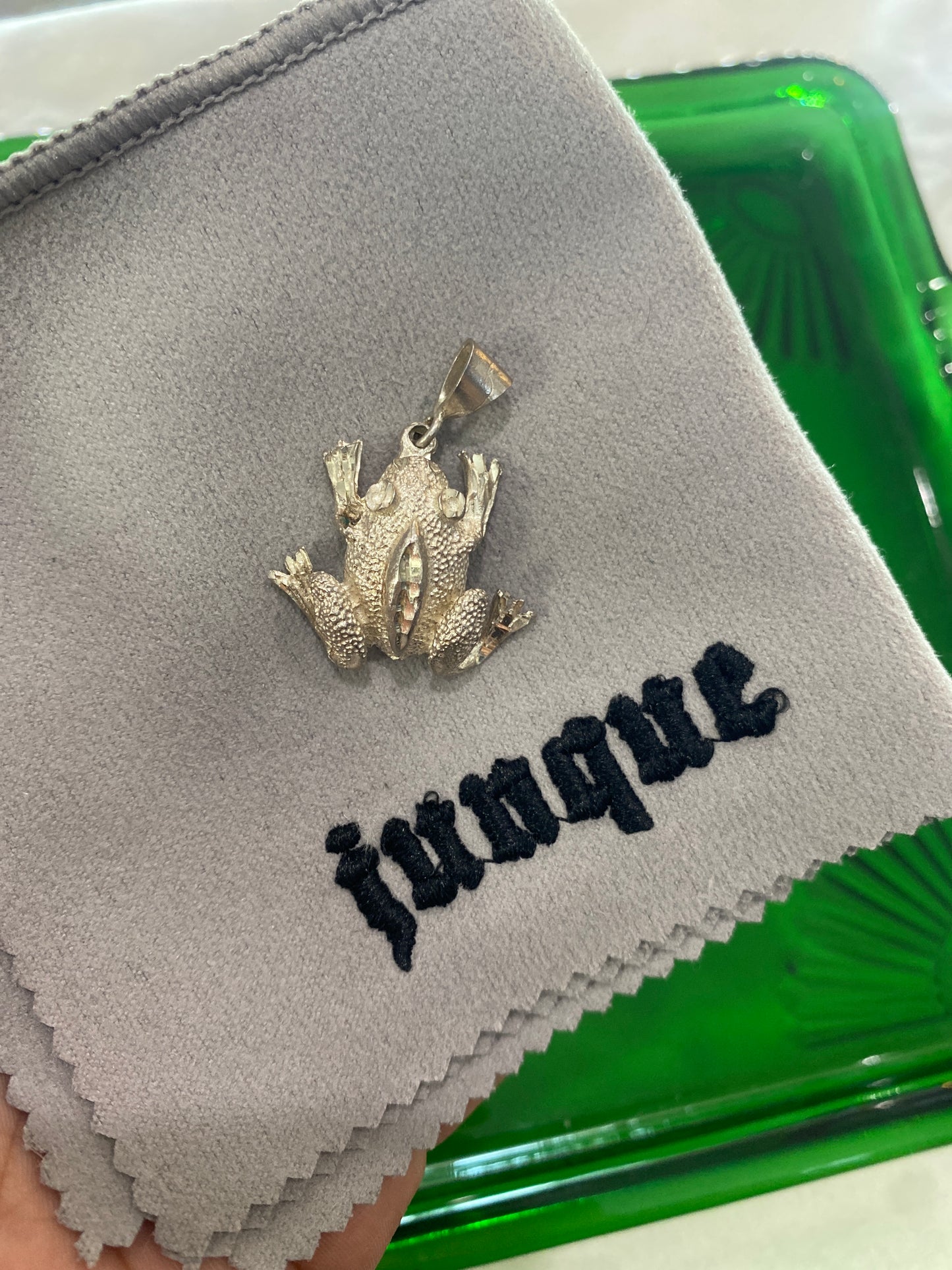 .925 Sterling Silver Frog Diamond Cut Pendant
