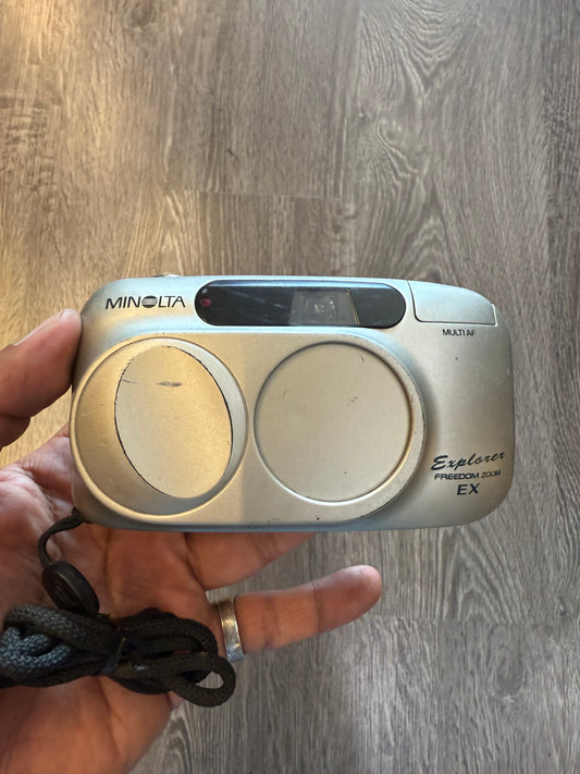 Minolta explorer pint and shoot film camera 35mm