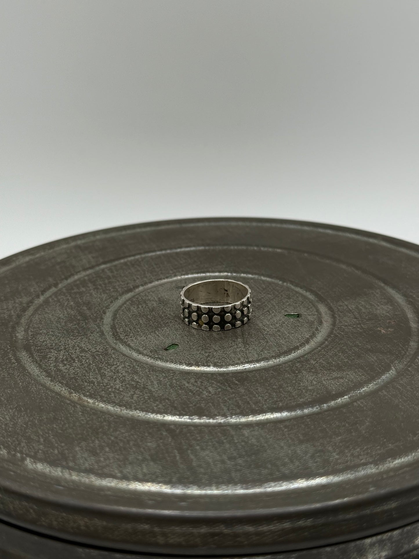 .925 Sterling Silver Dotted Band Ring Sz. 8