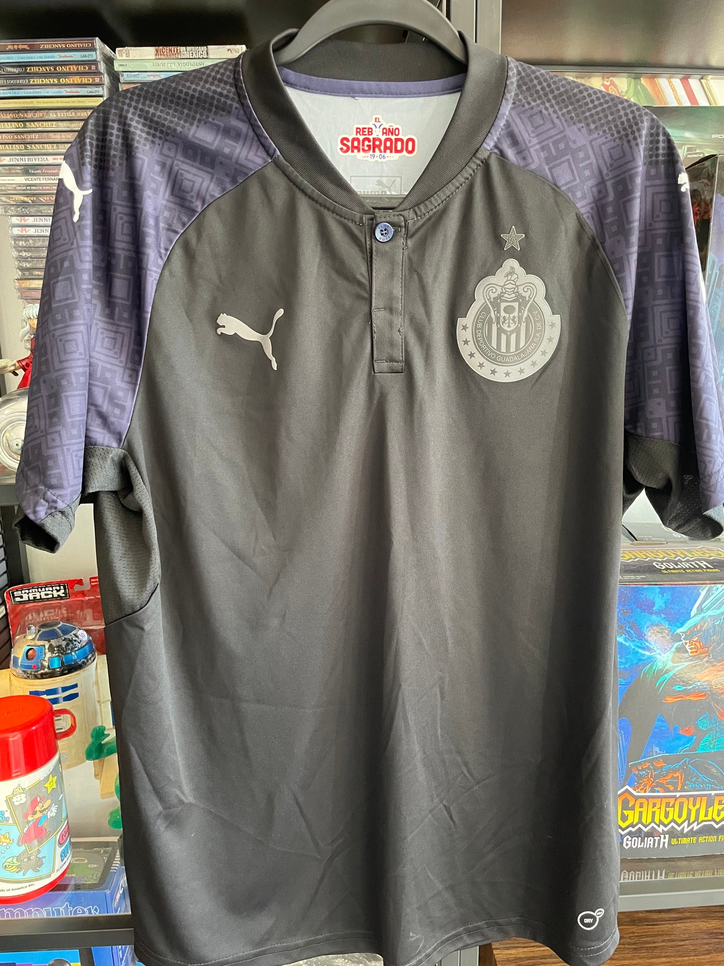 Chivas Soccer jersey large