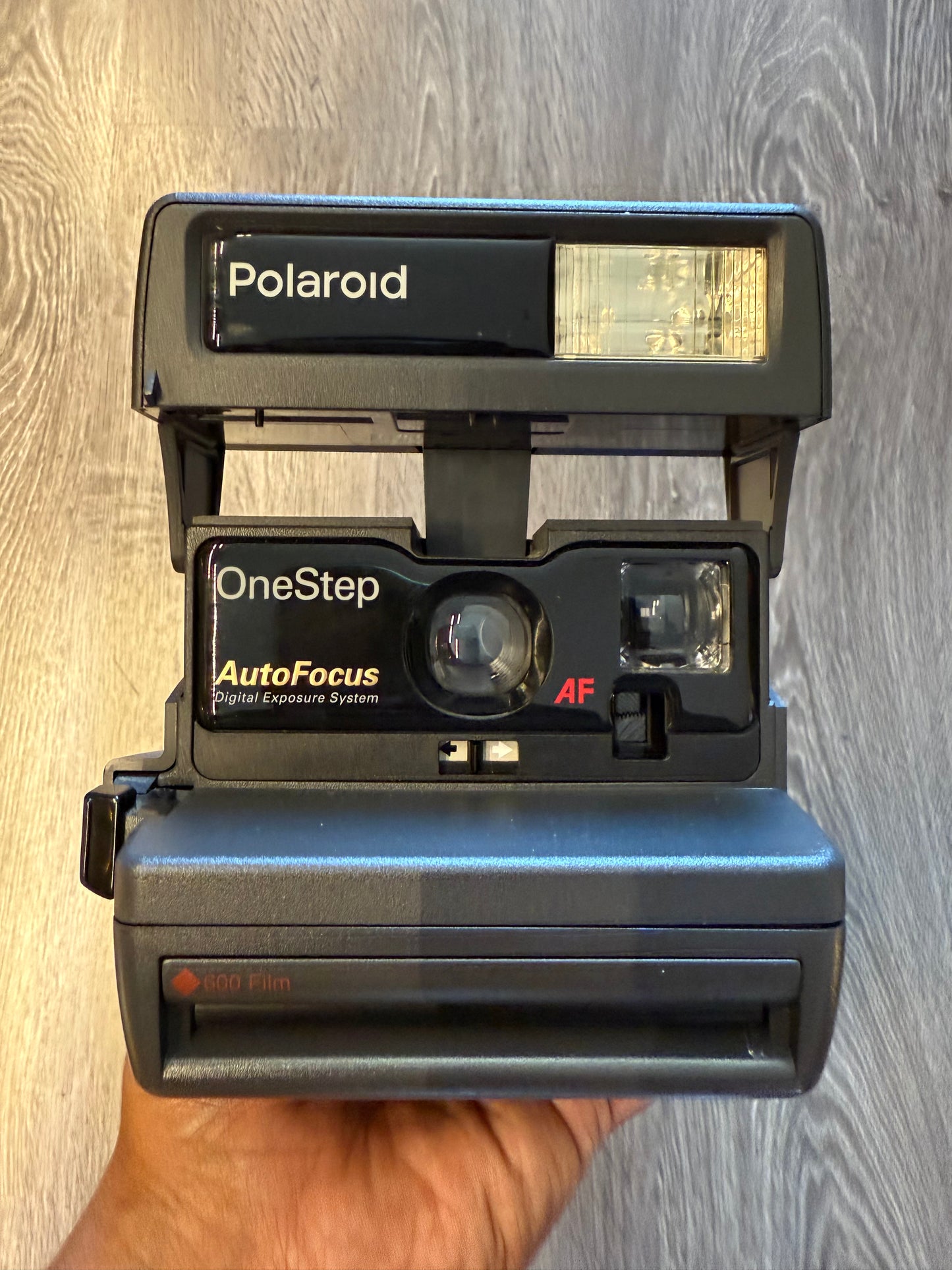 Polaroid one step auto focus 600