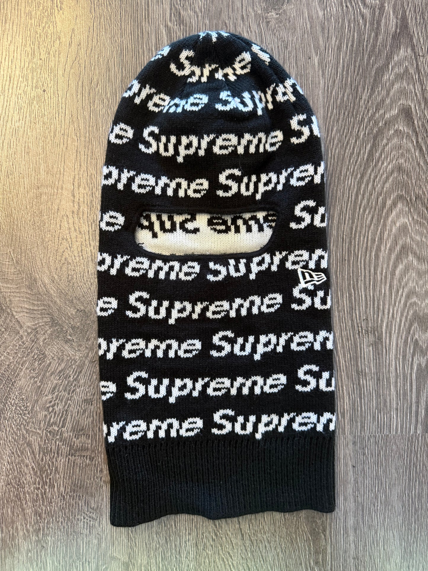 Supreme new era ski mask