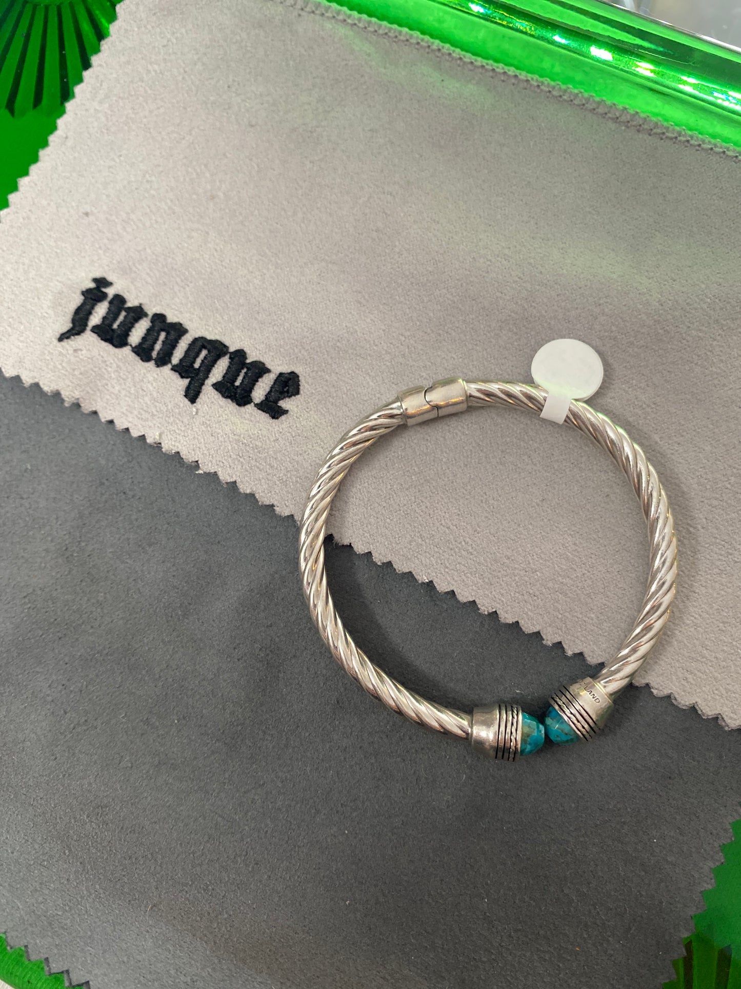 .925 Sterling Silver Turquoise Rope Style spring loaded Bracelet bangle