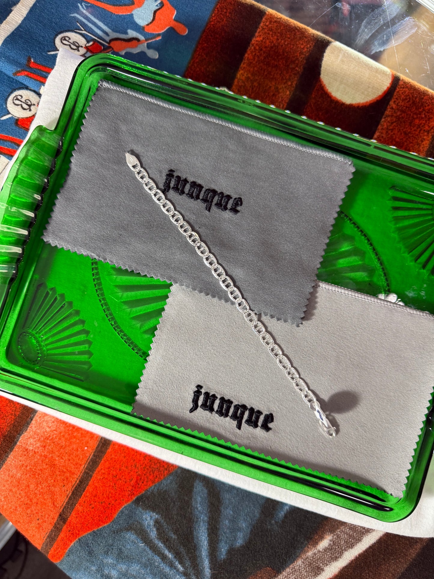 .925 Sterling Silver Flat diamond cut Gucci Link Bracelet 8”