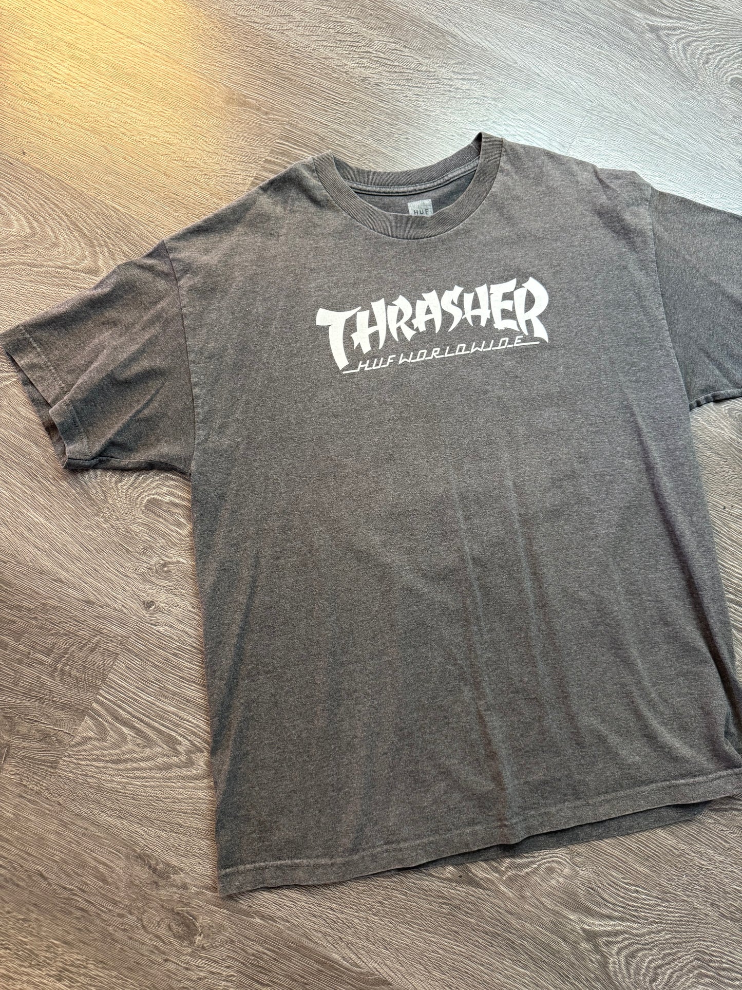 Vintage thrasher logo magazine backhit shirt sz. XL