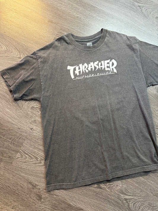 Vintage thrasher logo magazine backhit shirt sz. XL