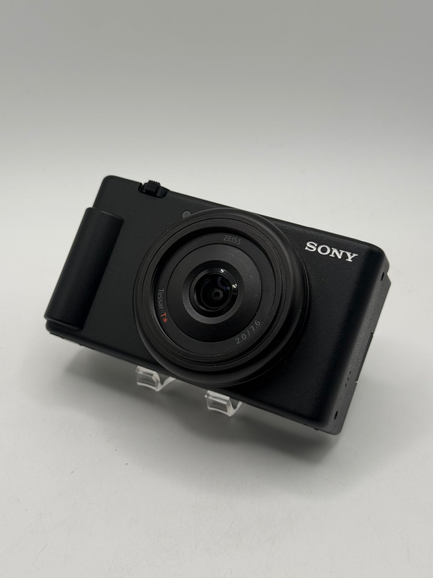 Sony ZV-1F vlogging digital camera
