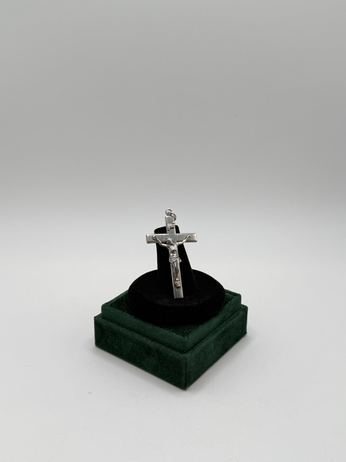 .925 Sterling Silver Crucifix Pendant