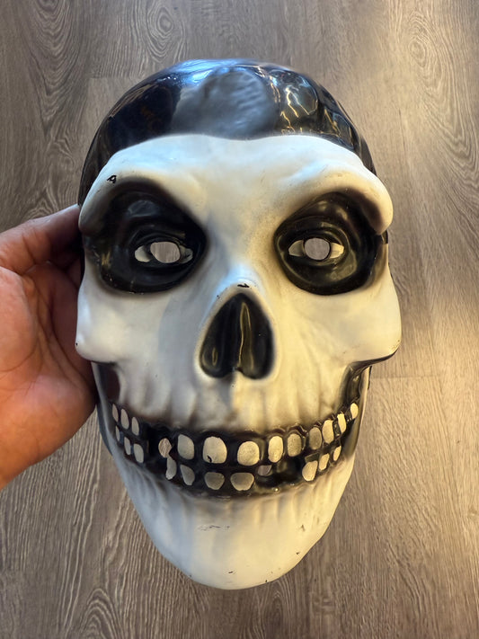 Misfits mask