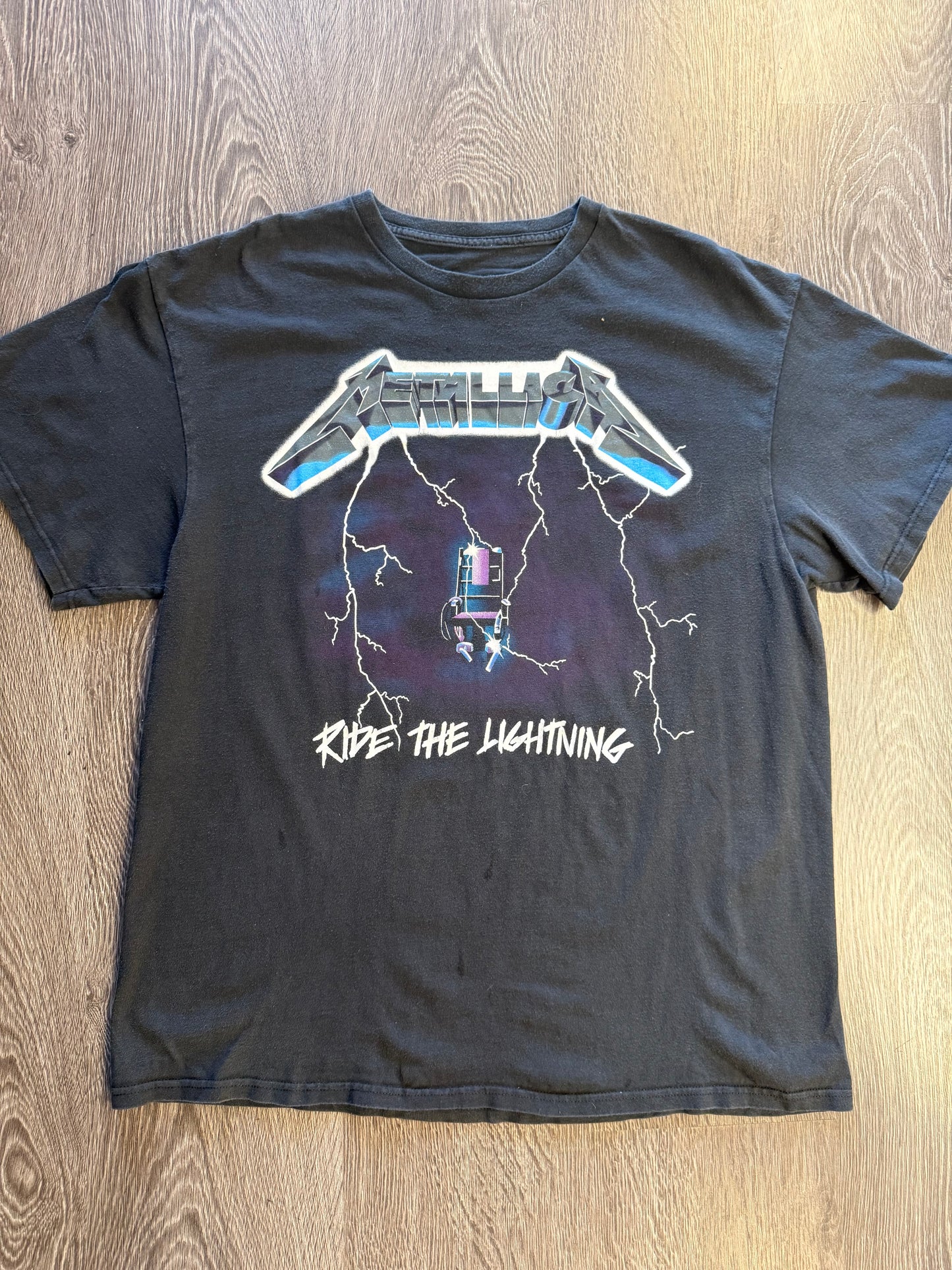Metallica ride the lightning vintage shirt sz. Xl