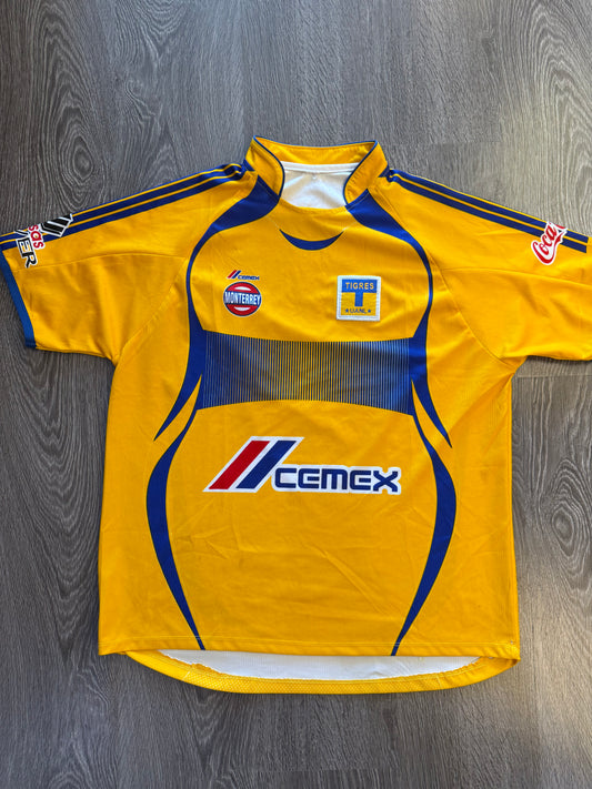 Tigres UNAL bootleg soccer jersey