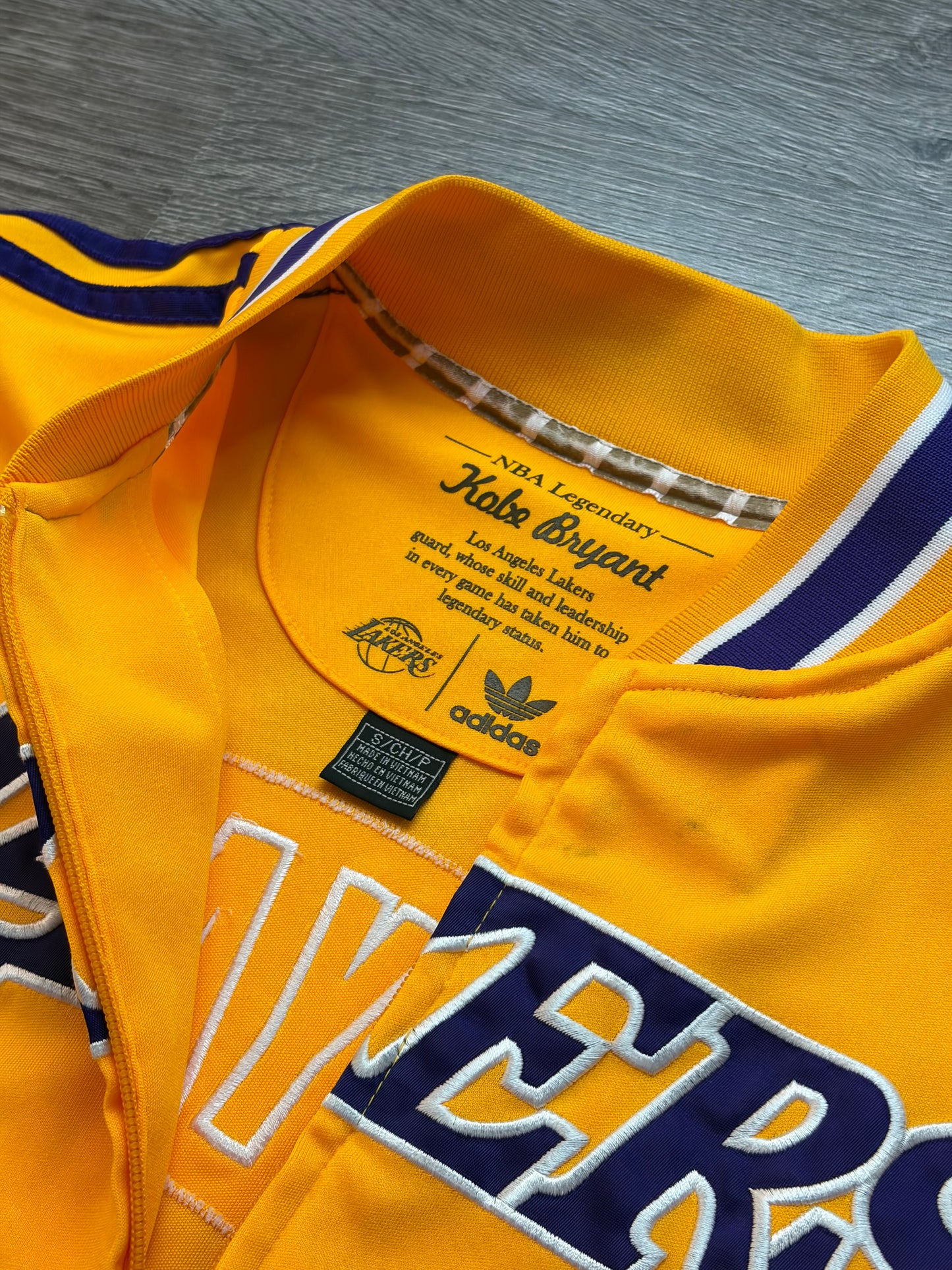 Lakers Kobe Bryant NBA Legends Jacket Sz. L
