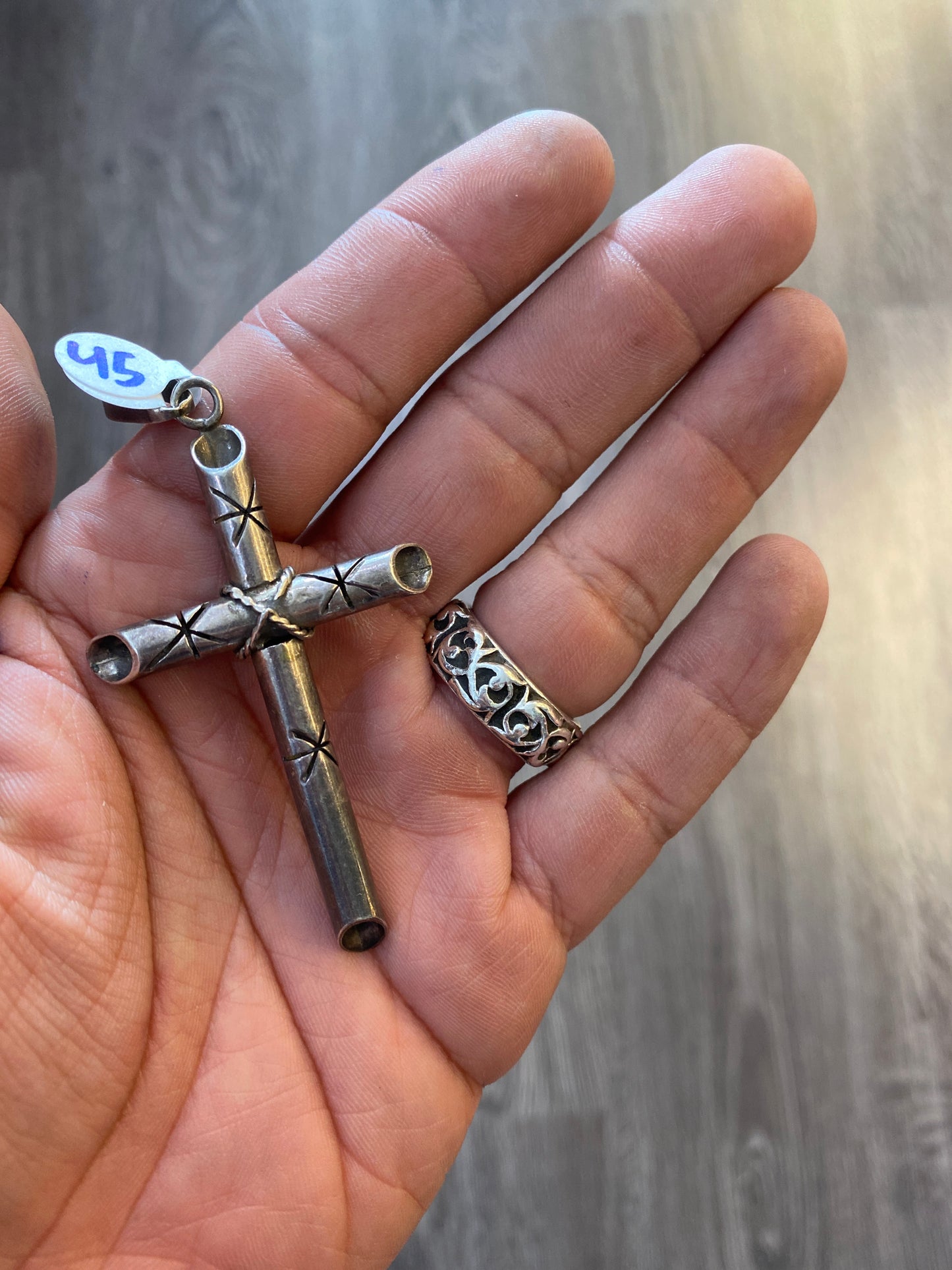 .925 Sterling Silver Fluted Cross Pendant