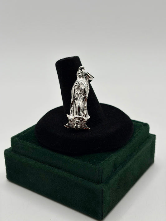 .925 Sterling Silver Virgin Mary Silver Pendant 3d