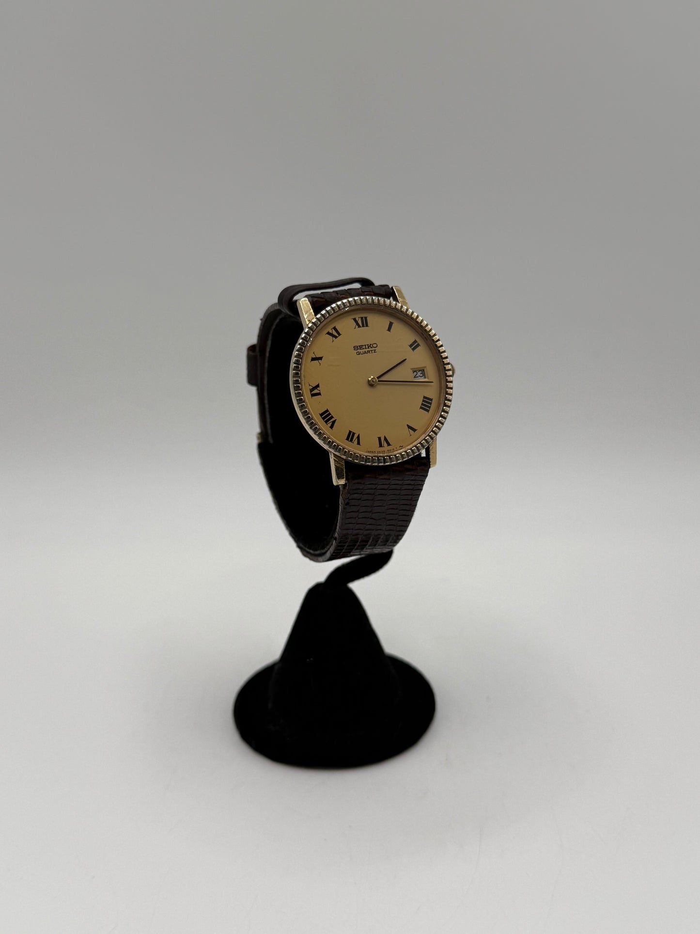 Vintage Seiko Stainless Steel Champagne Dial Quartz Coin Watch