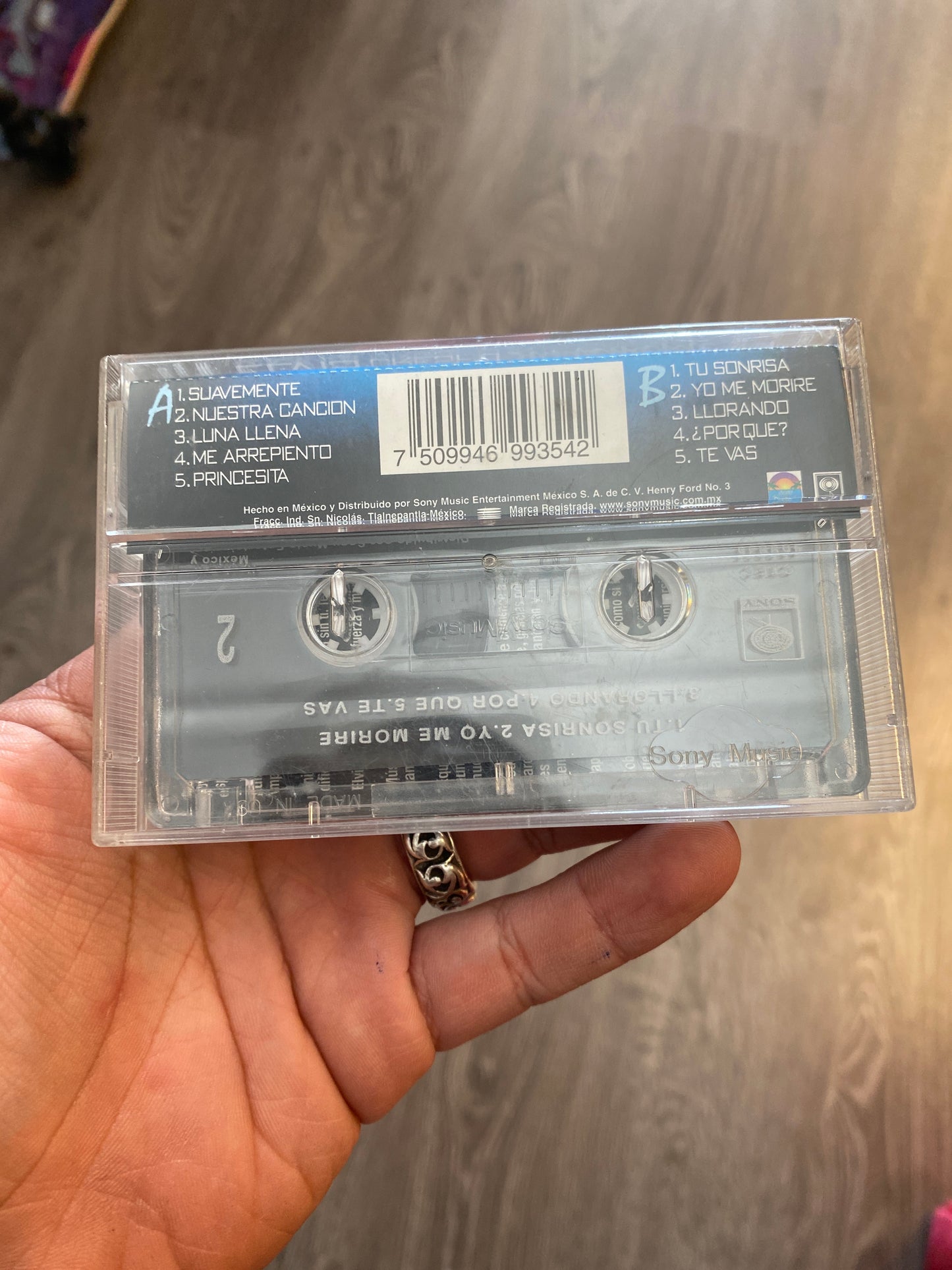Elvis Crespo Suavemente Cassette Tape