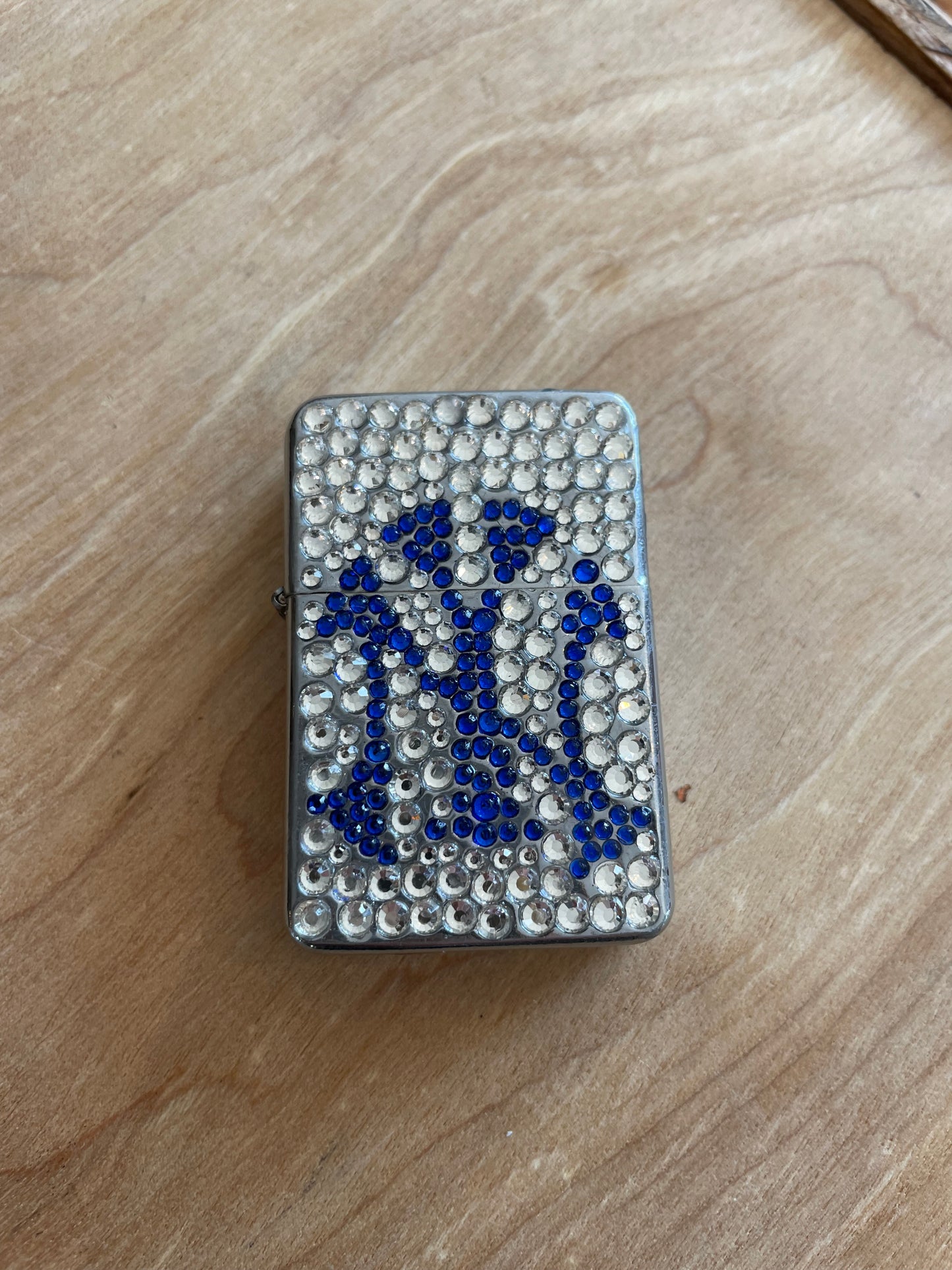 Zippo style lighter New York Yankees gems