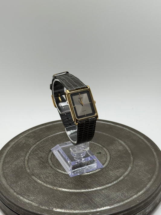 Vintage pulsar quartz watch