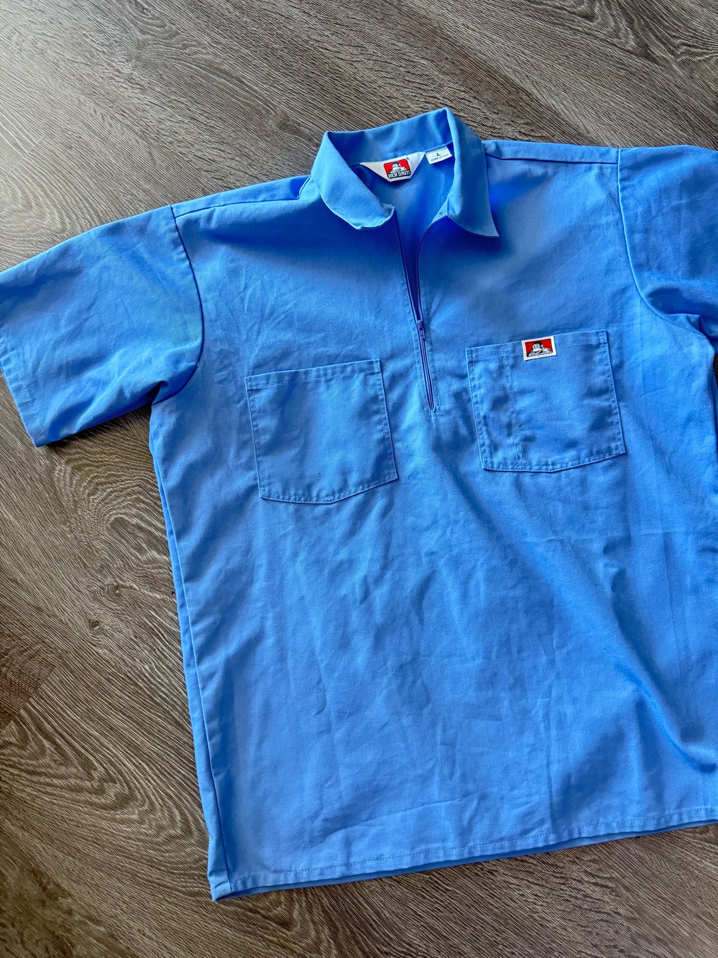 Ben Davis light blue  zipper shirt sz. Large