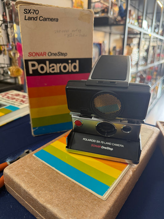 Polaroid OneStep sx-70 land camera