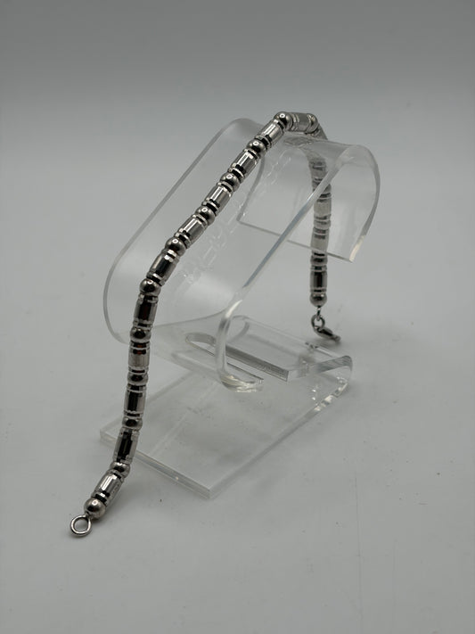 .925 Sterling Silver Beaded Link Bracelet w/ Garnet Inlay Accents Sz. 8in
