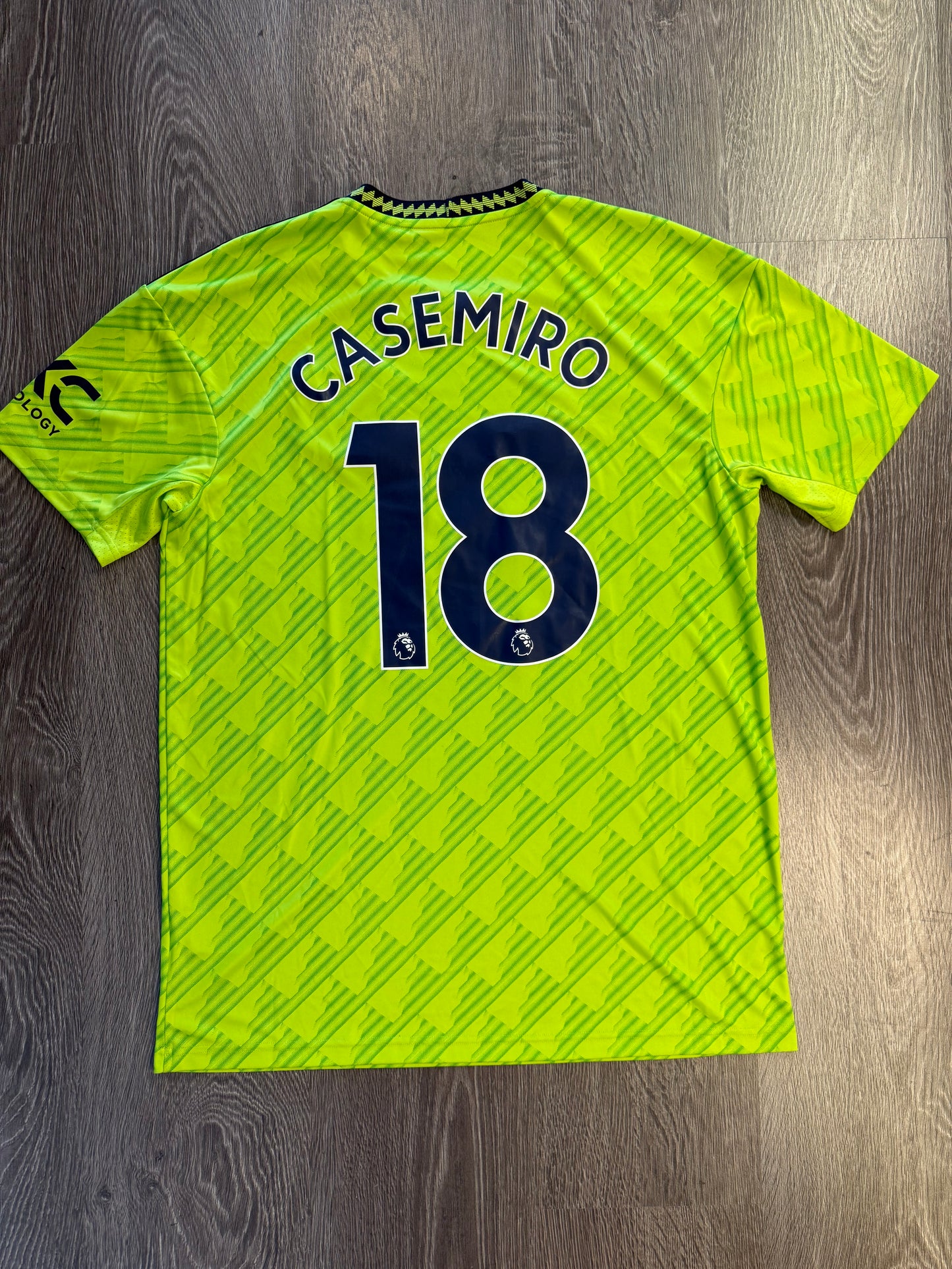 Adidas Manchester United Casemiro #18 22/23 season sz. L