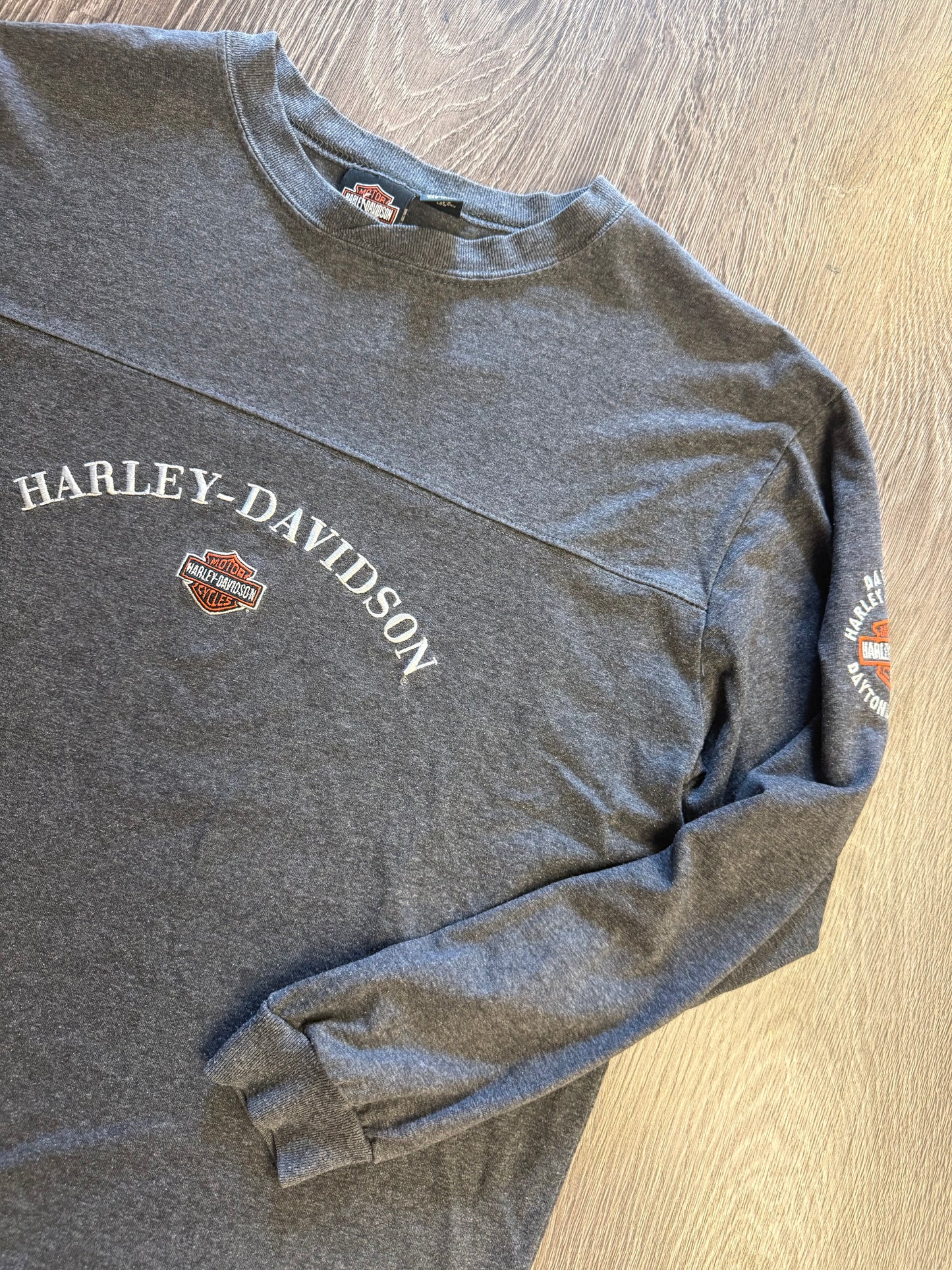 Harley Davidson long sleeve shirt sz. L