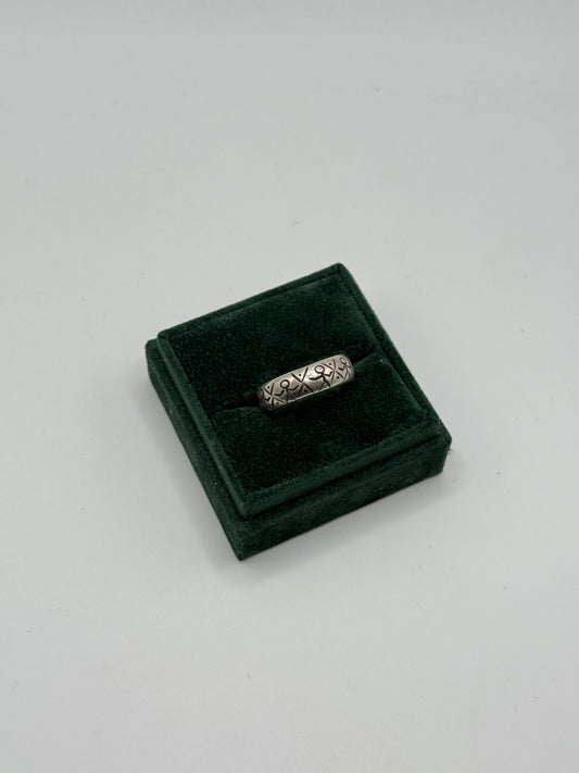 .925 Sterling Silver Southwest Stick Figure Etched Band Ring