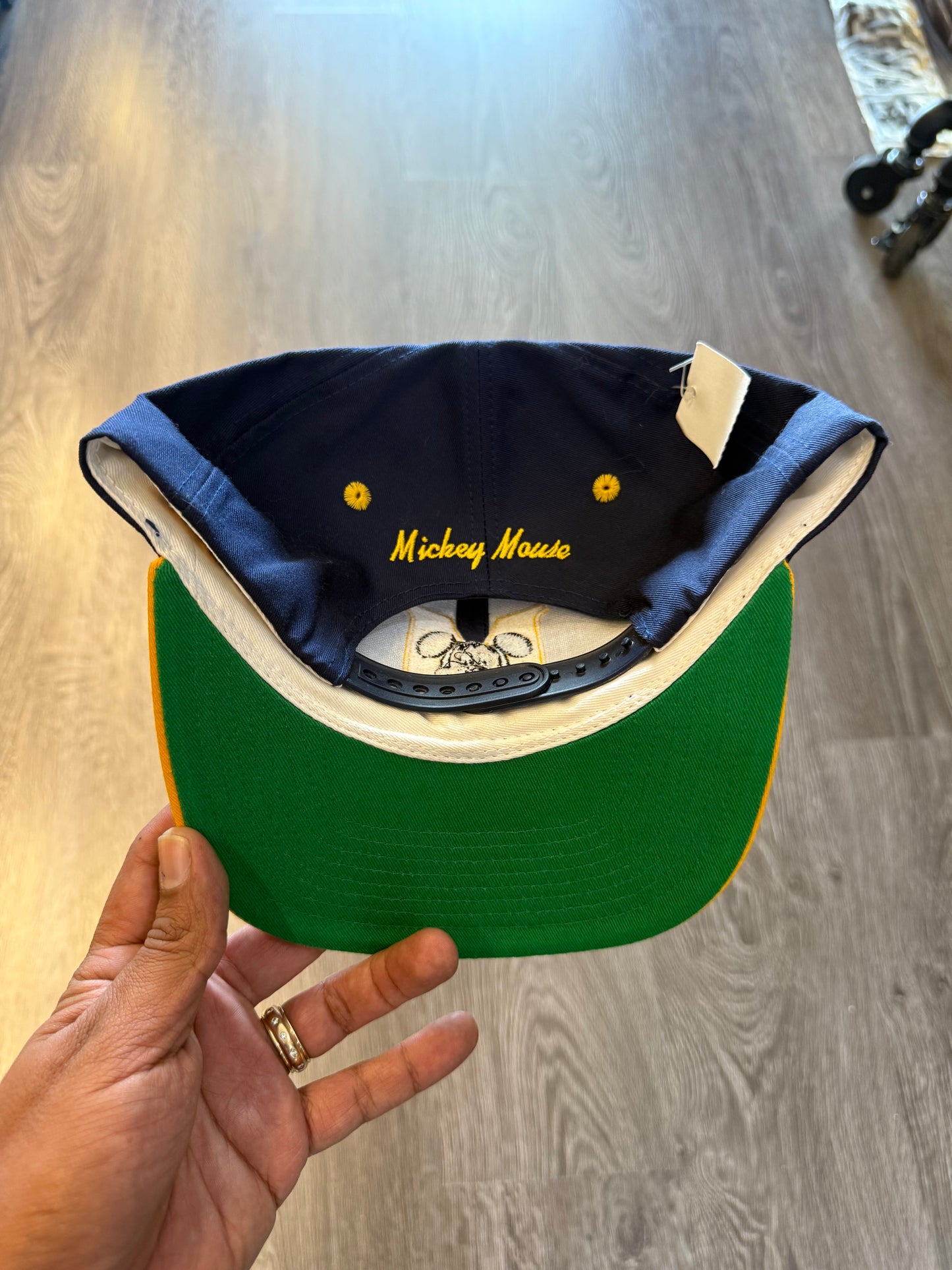 Vintage Mickie Mouse SnapBack hat