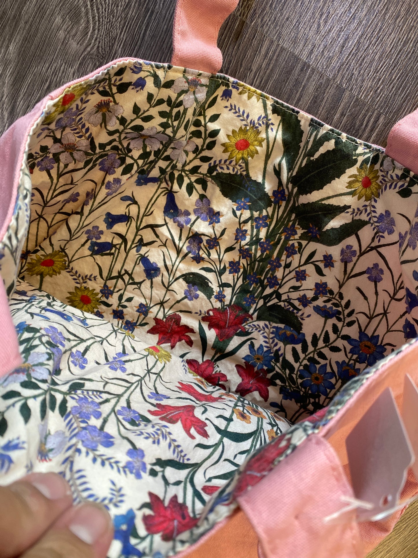 Gucci Dust Bag Tote Bag Floral Interior Pink